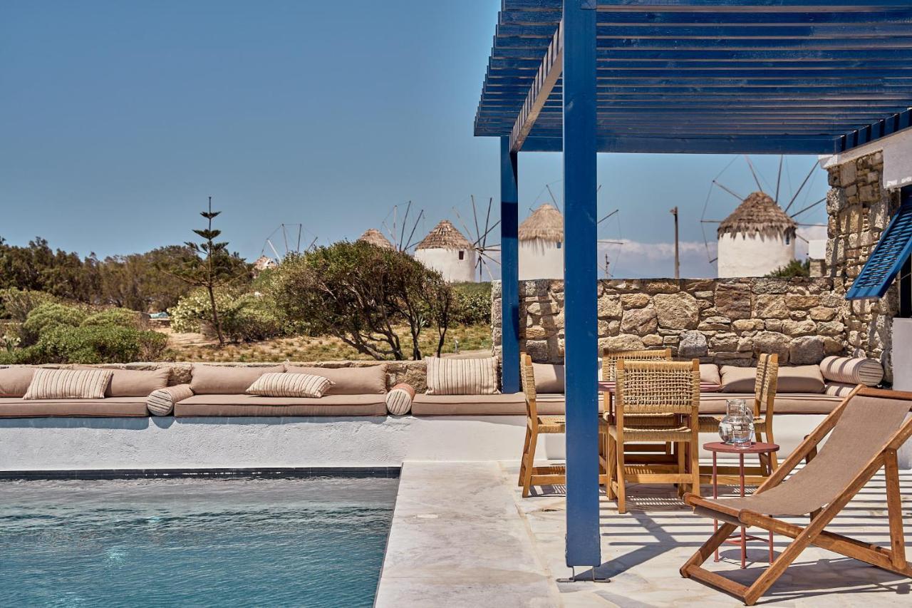 Mykonos Theoxenia, A Member Of Design Hotels Mykonos Town Bagian luar foto