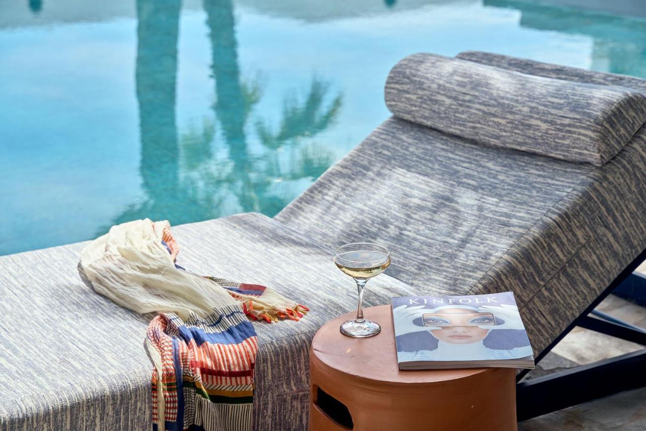 Mykonos Theoxenia, A Member Of Design Hotels Mykonos Town Bagian luar foto